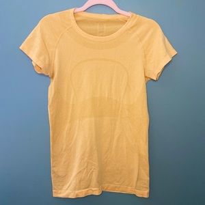 Lululemon swiftly T